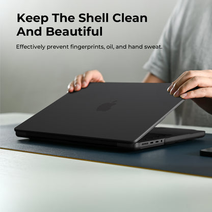 EooCoo Matte Black Hard Case for MacBook Pro 13 Inch (2016–2024, M2/M1) – Slim Protective Shell with Keyboard Cover & Screen Protector, Scratch-Resistant & Lightweight